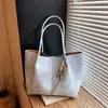 Bolso Grande de Mujer Vintage 2026 Nuevo Casual Simple Bolso de Hombro Bolso Tote Versátil para Viajes