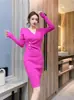 Vestido de Punto para Mujer, Nuevo Estilo Primavera y Otoño 2026, Cuello en V, Corte Ajustado, Ceñido a la Cintura, Favorecedor, Bodycon, Estilo Elegante de Socialité, Vestido Básico