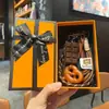 Miu Anillo de Llavero de Pan con Agua Alcalina Resina Pan Colgante de Llavero de Bolsa de Chocolate Regalo de Graduación