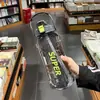 Garrafa de água esportiva de grande capacidade para atividades ao ar livre com canudo, portátil, simples, à prova de vazamentos, copo de água resistente a estilhaços, copo espacial para presente