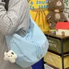 Bolsa de tela de diseño nicho simple de color puro de aspecto alto para otoño e invierno, bolsa tipo dumpling, bolsa de mano ligera de gran capacidad para mujer