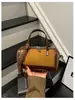 Bolso Pequeño Nuevo Vintage Estampado de Leopardo Otoño/Invierno 2025 para Mujer, Bolso Cruzado Casual Versátil, Bolso de Mano de Gamuza, Bolso Tipo Cubo