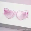 Óculos de Sol Mais Vendidos da Amazon, Novo Estilo, Fofos, Em Formato de Coração, Modernos, Óculos da Moda para Sessões de Fotos, Óculos de Sol Anti-UV