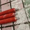 Los fabricantes venden botellas especiales para espuma de extintor de incendios para usar botellas simples de medicina espumante para minas
