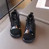 Botas Martin estilosas de outono e inverno para crianças, botas casuais de couro simples para atividades ao ar livre para meninas e meninos, tamanhos médios e grandes, estilo britânico
