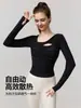 Nuevo Top de Yoga con Patrón de Corazón Calado Retorcido Manga Larga Cuello Cuadrado Irregular Corte Ajustado Ropa Deportiva Top de Baile Fitness
