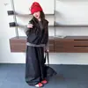 Conjunto de Tres Piezas para Niñas Otoño 2026 Nuevo Casual: Camiseta Rayada, Chaleco de Mezclilla, Pantalones de Pierna Ancha, Manga Larga