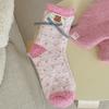 Calcetines de Coral de Terciopelo con Lazo para Mujer, No Sueltan Pelusa, Lindos Calcetines de Media Pantorrilla con Etiqueta de Tela de Oso, Calcetines Peludos Engrosados de Invierno