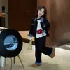 Conjunto de lujo ligero de nicho de alta gama para niñas, chaqueta vaquera para niña pequeña, nueva ropa de primavera 2026, moda infantil