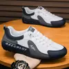 Novos Sapatos Masculinos de Comércio Exterior, Sapatos Slip-On Masculinos Modernos, Tecido Respirável, Leves, Confortáveis, Sapatos Casuais Esportivos Atacado