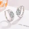 Brincos Redondos de Zircônia para Mulheres Simples Diários Versáteis Geométricos Redondos de Zircônia Argolas de Orelha Modernas Joias de Orelha com Temperamento da Moda