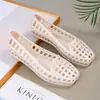 Sapatos Femininos Casuais Slip-On para Uso Externo, Sapatos Vazados Populares Estilo Coreano, Sandálias de Bico Quadrado, Sapatos Preguiçosos Slip-On, Sandálias de Um Passo