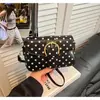 Bolsa feminina de verão chic minimalista estilo coreano com poás, novo modelo 2026, única, moda ins, doce, transversal, de ombro, sob o braço