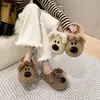 Zapatos de mes de mierda paso interior suela gruesa punta cerrada pantuflas de algodón 2026 pantuflas de pelo mujer lindo hogar sensación cálida cachorro