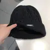 Gorro de Punto Cálido con Forro de Felpa, Nuevo Estilo de Invierno, Gorro Estilo Coreano para Clima Frío, Moderno, Sencillo, Versátil, Gorro de Punto Adelgazante para Mujer