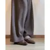 Elegantes Zapatos de Salón Retro de Punta Fina con Aumento Oculto de Altura, Nuevo Estilo Otoño e Invierno 2026, Zapatos de Piel Sintética Peluda para Mujer, Zapatos Cálidos de Algodón, Mocasines