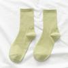 Calcetines Deportivos de Color Sólido de Moda para Mujer para Primavera y Otoño, Calcetines Finos de Tubo Medio Estilo Coreano Fluorescentes, Calcetines de Algodón Negros Versátiles Hip-Hop Callejero para Mujer