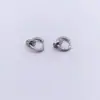Brincos de Ponto de Diamante para Mulheres 2025 Novos Brincos Empilhados Super Brilhantes Brincos de Design Exclusivo Brincos Simples Versáteis