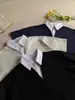 Camiseta masculina de manga curta com gola de camisa falsa de duas peças, polo moderno de verão, camisa masculina estilosa e de corte solto de meia-manga