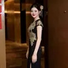 Vestido Cheongsam Cauda de Peixe Vermelho para Brinde da Noiva, Vestido de Noivado de Alta Qualidade Slim-Fit, Novo Vestido Longo com Fenda Estilo Chinês para Casamentos