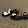 Primeiro Encontro com as Sandálias de Dedo Florais Estilo Francês com Bico Quadrado Estilo Festa para Mulheres com Salto Bloco, Perfeitas para Combinar com Vestidos