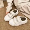 Sapatos Femininos Bokeng de Algodão com Fundo Plano Quente de Veludo Retro Plus 2026 Novo Inverno Versátil com Saias Sapatos de Pelo Espessados