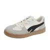 Tênis Alemão Feminino 2025 Novo Primavera e Outono Versátil Plano Casual Americano Retrô Clássico Cadarço Esportivo Sapatos Brancos