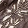 Camisa de Ramio Holgada con Cuello Redondo Color Café Vintage para Mujer, Nuevo Diseño Otoño e Invierno 2026, Camisa Bordada de Manga Larga de Nicho