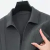 Cardigã de Malha com Gola Jaqueta Suéter Masculina Primavera e Outono Nova Tendência Masculina Casual Cor Sólida Simples Jaqueta Top