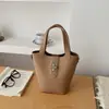 Bolsa de Mão com Padrão Lichia para Mulheres, Novo Modelo Primavera 2026, Toque de Luxo, Adequada para o Trabalho e o Dia a Dia, Bolsa de Ombro, Bolsa Saco Transversal