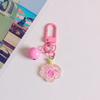Pequeno fresco resina cerejeira flor chaveiro pingente bonito simples saco escolar pendurado decoração doce menina coração fone de ouvido decoração