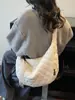Bolso de Hombro Casual de Color Sólido Estilo Coreano Gran Capacidad 2026 Nuevo Estilo Invierno Bolso Tote Cruzado de Moda con Bordado de Rombos