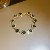 Pulsera Redonda con Hebilla de Flor Incrustada de Diamantes Estilo Coreano, Lujo Ligero, Sensación de Alta Gama, Moderna, Exquisita, Joyería Versátil para Mujeres