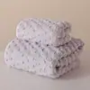 Nueva toalla de terciopelo nube para el hogar, engrosada, sin pelusa, doble cara, absorbente, toalla facial, toalla de terciopelo coral para baño, venta al por mayor