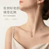 Collar colgante de amatista estilo europeo y americano con bordes en forma de hoja, collar hecho a mano con piedra de amatista natural de forma libre, producto terminado al por mayor