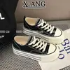 Zapatos de Lona de Caña Baja con Suela Gruesa para Mujer 2026 Primavera y Verano Nuevo Estilo Transpirables Delgados Blancos Zapatos Deportivos Casuales Tenis