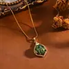 Colar com Pingente Geométrico Olho de Gato Cobre Estilo Retrô Francês de Luxo Leve para Mulheres, Galvanizado a Ouro PVD, Resistente à Água, Cor Duradoura, Corrente de Cobra em Aço Titânio