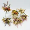 Flores Artificiais Rosa Névoa de Outono Buquê Amarrado à Mão Ímã de Geladeira Arranjo de Flores Decoração Cor de Outono Buquê de Rosas Flor de Seda Difusor de Aroma Vaso Arranjo de Flores