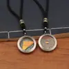 Colgante Moneda Espíritu Montaña Plateada de Xizang con Cinabrio Oro Negro y Colgante de Collar con Moneda Espíritu Montaña de Latón Adorno para Bolso Llavero