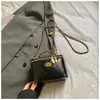 Moda Tendencia Primavera 2026 Elegante Sencilla y Chic Bolso Cruzado de un Solo Hombro Bolso de Mano Bolso Cuadrado Pequeño para el Trabajo y los Viajes