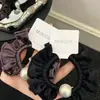 Elegante scrunchie coreano mate perlado con volantes y alta elasticidad, lleno de encanto suave, accesorio para el cabello