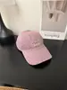 Boné de Beisebol Floral Pequeno de Topo Mole Estilo Dongdaemun Coreano com Letras Bordadas, Boné Casual Rosa de Aba Curva para Mulheres, Faz o Rosto Parecer Menor