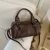 Bolsa Simples de Moda Transfronteiriça para Mulheres, Grande Capacidade, Nova Bolsa de Ombro/Axila Outono e Inverno 2025, Bolsa Almofada da Moda para o Dia a Dia