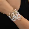 Pulsera elástica de múltiples piezas con lazo de aleación popular transfronterizo, elegante, de moda europea y americana, con cuentas CCB, imitación de perla