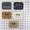 Nuevos Accesorios de Ropa Estampados y Grabados en PU, Decoraciones para Zapatos y Sombreros, Decoraciones para Equipaje y Etiquetas