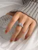 Anillo de Diamante Nupcial Transfronterizo de Lujo Ligero Microincrustado con Diamantes Anillo Abierto Ajustable de Gama Alta Anillo de Moda Femenino Pulsera