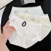 A9585 Calcinha Estilo Coreano Menina Doce Desejo Puro Floral Renda Vazada para Mulheres, Cintura Baixa, Macia e Feminina, Algodão Puro com Entrepernas Estendido 10A