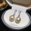 Brincos de Pérola Redonda com Agulha de Prata, Tarraxas de Orelha Estilo Corte Vintage, Brincos Exquisitos Versáteis de Alto Padrão com Design Único