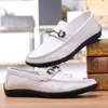 Zapatos de Hombre de Piel Suave Primavera 2026 Suela Suave Zapatos de Negocios Casuales para Hombre Verano Moda Británica Mocasines sin Cordones