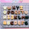 Mini Adesivos Transparentes de Alfabeto de 26 Letras para Nail Art e Acessórios de Cabelo DIY, Números para Bolos de Arroz e Biscoitos, Acessórios de Resina com Cola Cremosa